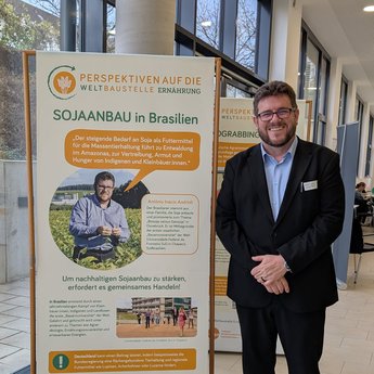 Sojaanbau Banner mit Antonio