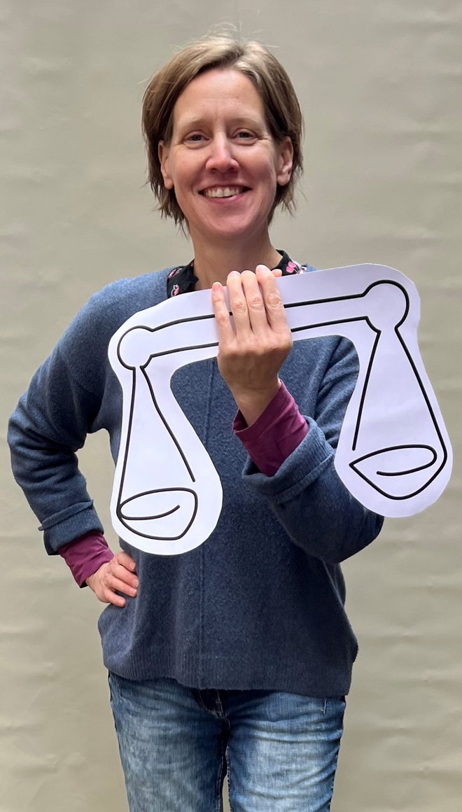 Julia lächelt in die Kamera